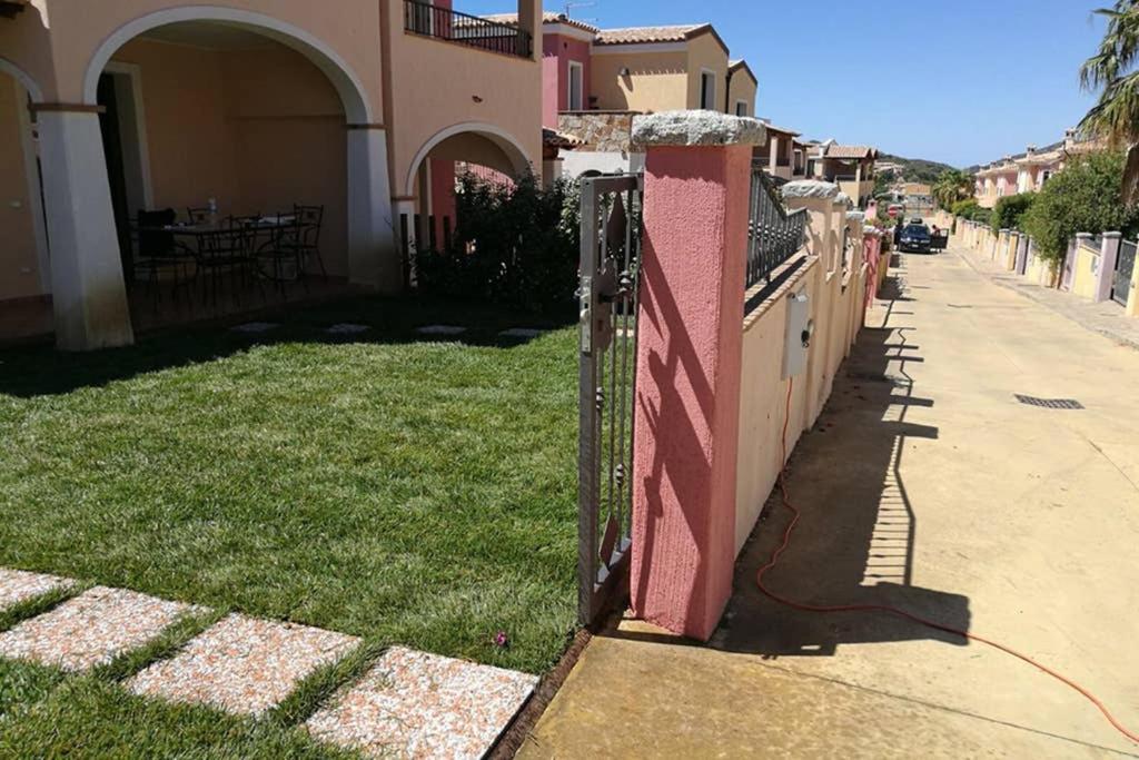 Confort E Relax Villasimius Exterior foto
